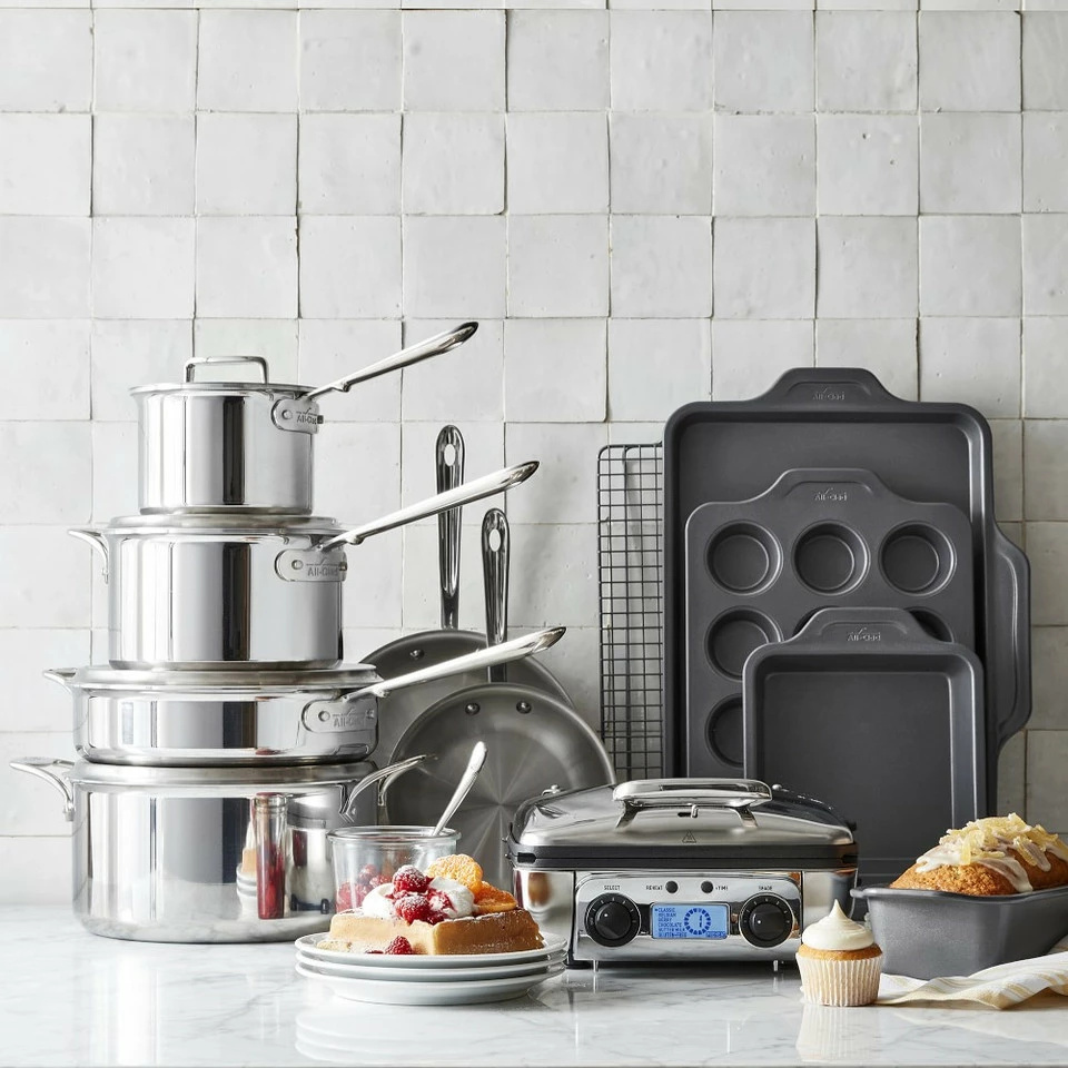 All-Clad Non-Stick Pro-Release Bakeware 5-Piece Set - Image 4