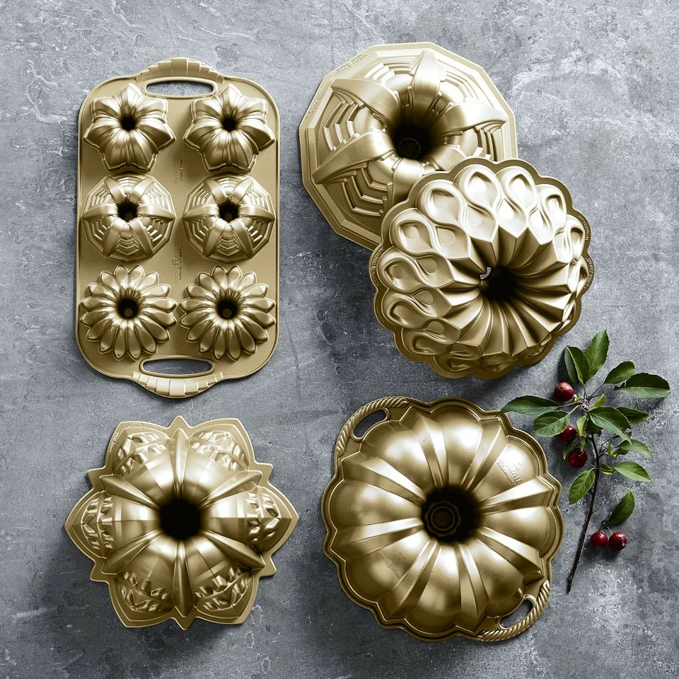 Nordic Ware Anniversary Bundt® Pan - Image 12