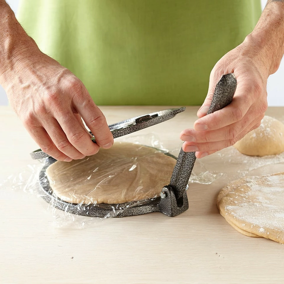 Cast-Iron Tortilla Press - Image 3