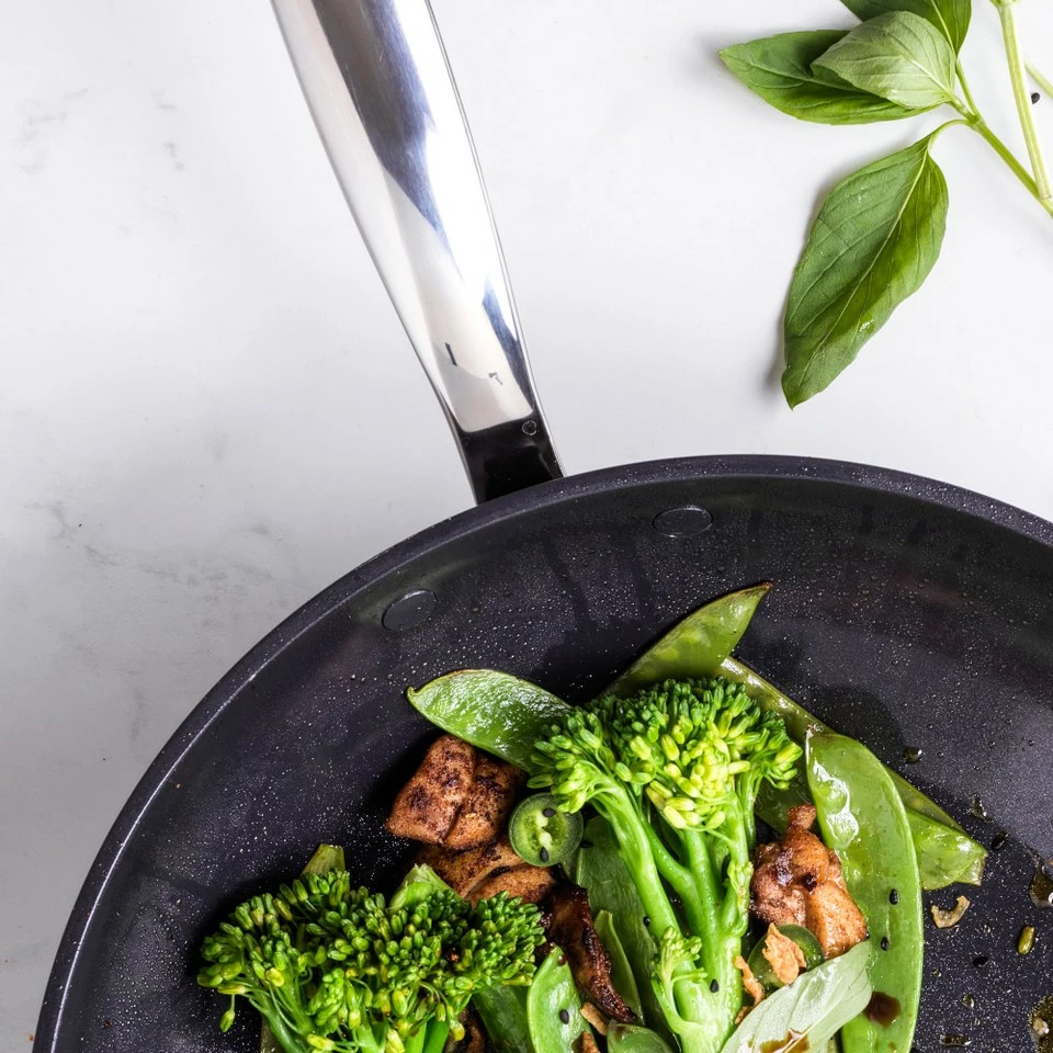 GreenPanâ„¢ Premiere Hard Anodised Ceramic Non-Stick Covered Frying Pan - Image 3