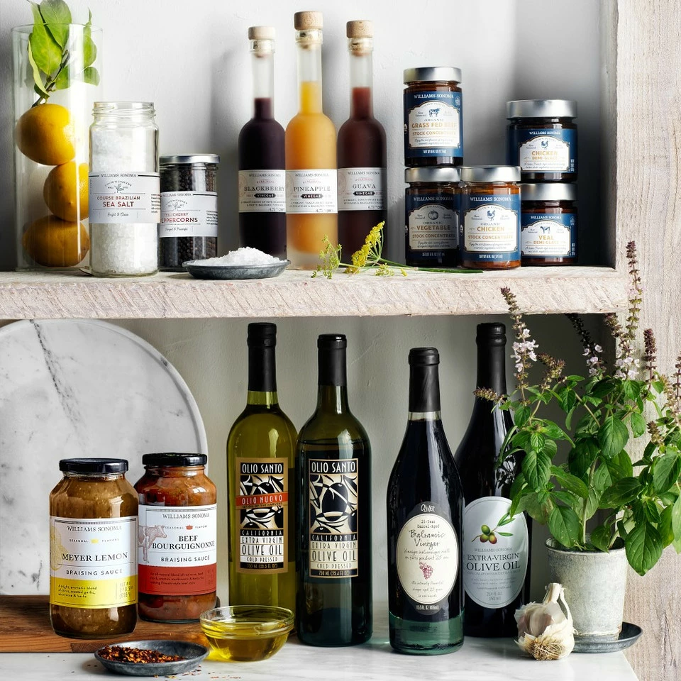 Williams Sonoma House Extra Virgin Olive Oil - Image 4