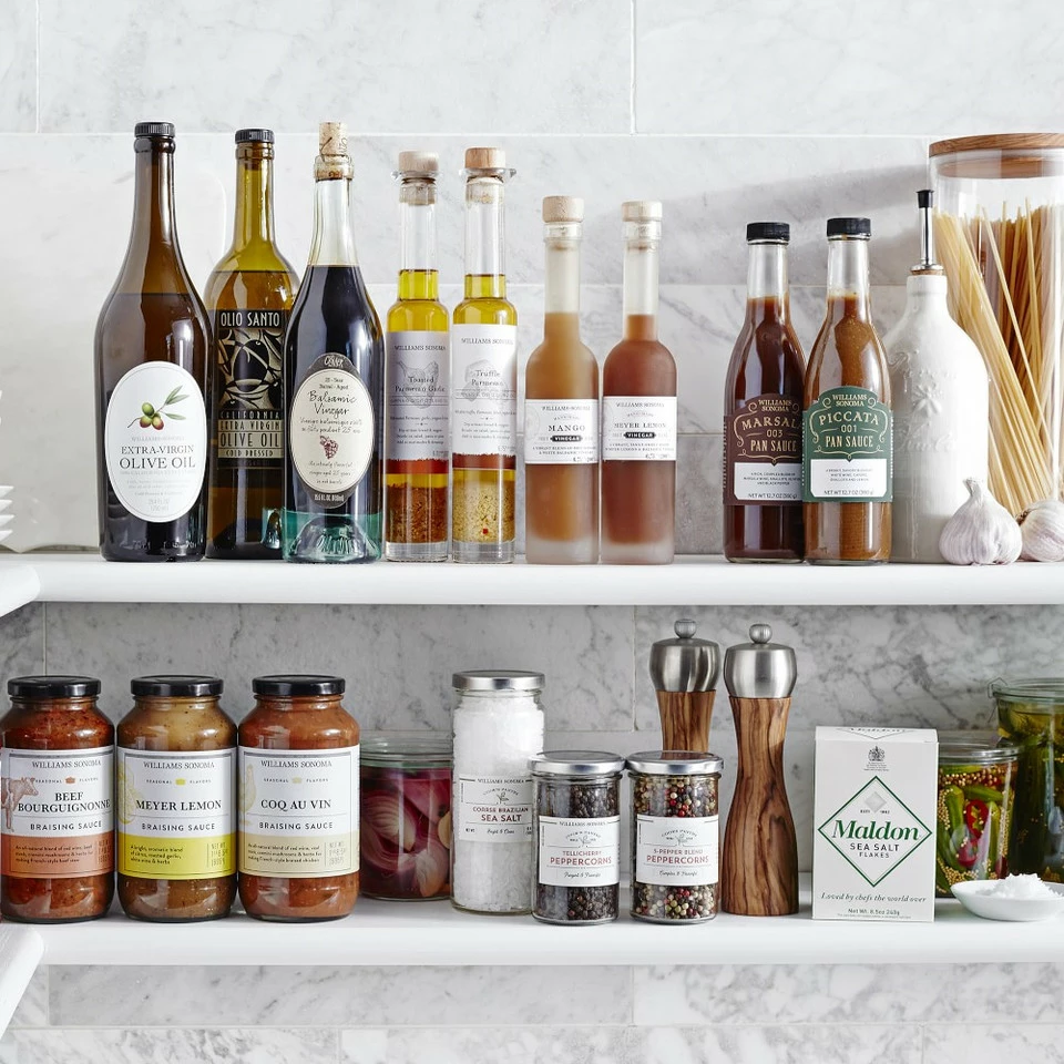 Williams Sonoma House Extra Virgin Olive Oil - Image 3