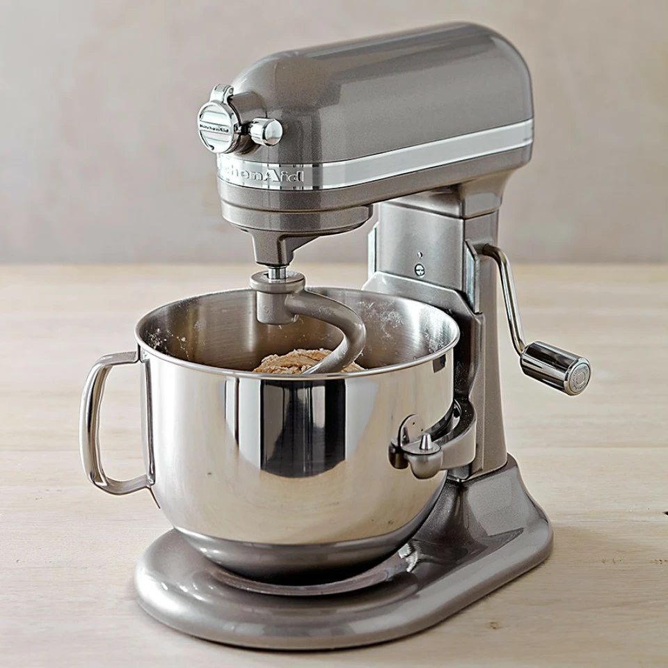 KitchenAid Pro Line® Stand Mixer, 6.9 L, Frosted Pearl - Image 11