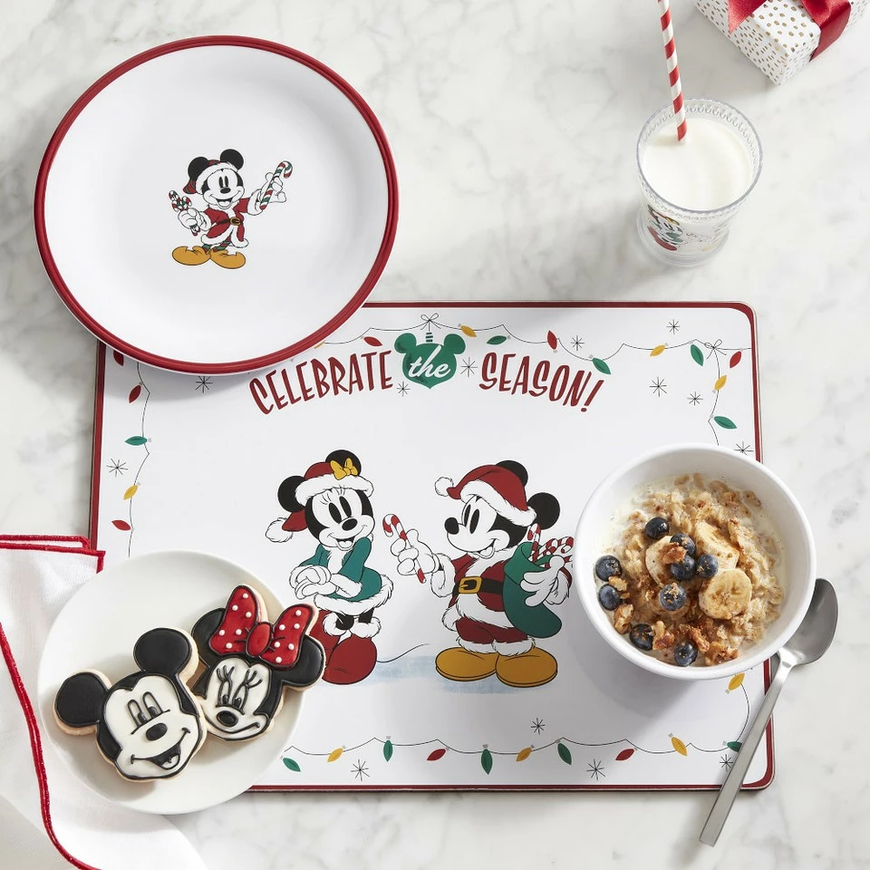 Disney Mickey Mouse and Minnie Mouse⢠Christmas Placemat - Image 2