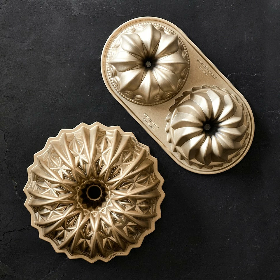 Nordic Ware Duet Bundt® Plaque - Image 3