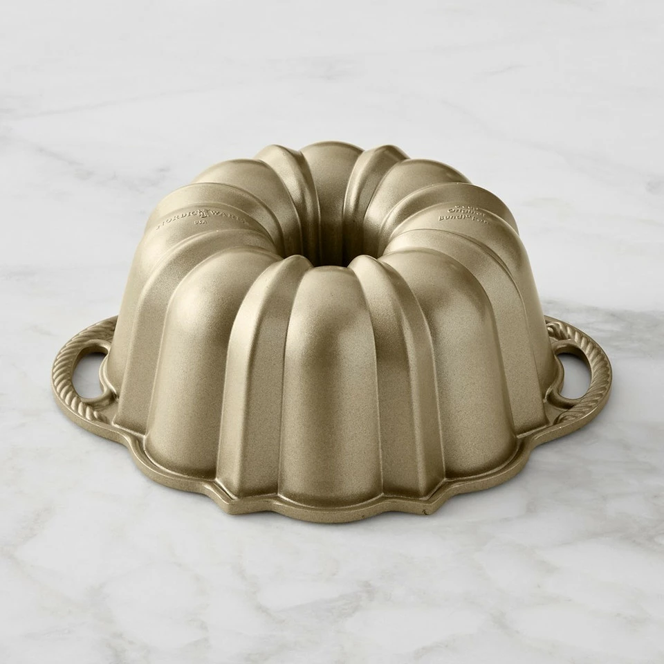 Nordic Ware Small Anniversary Bundt® Cake Pan