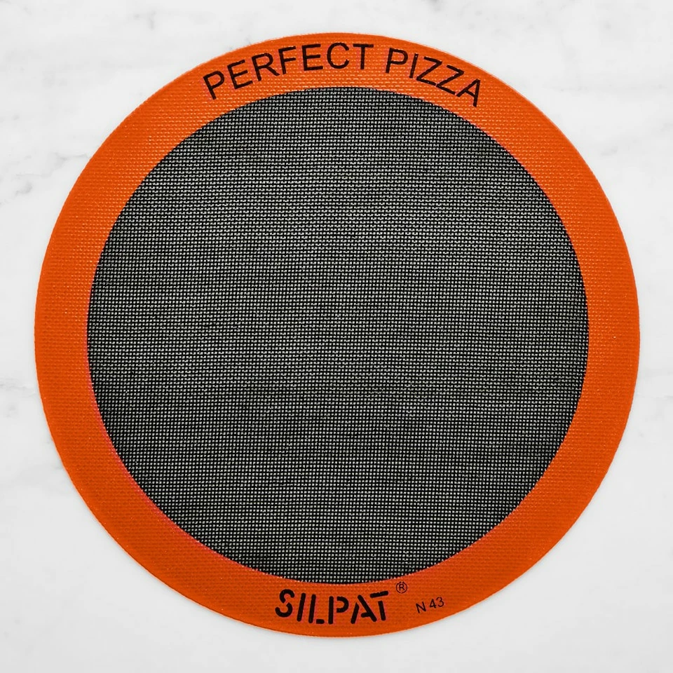 Silpat Non-Stick Boulangerie Round Perforated Crisping Pizza Mat - Image 3