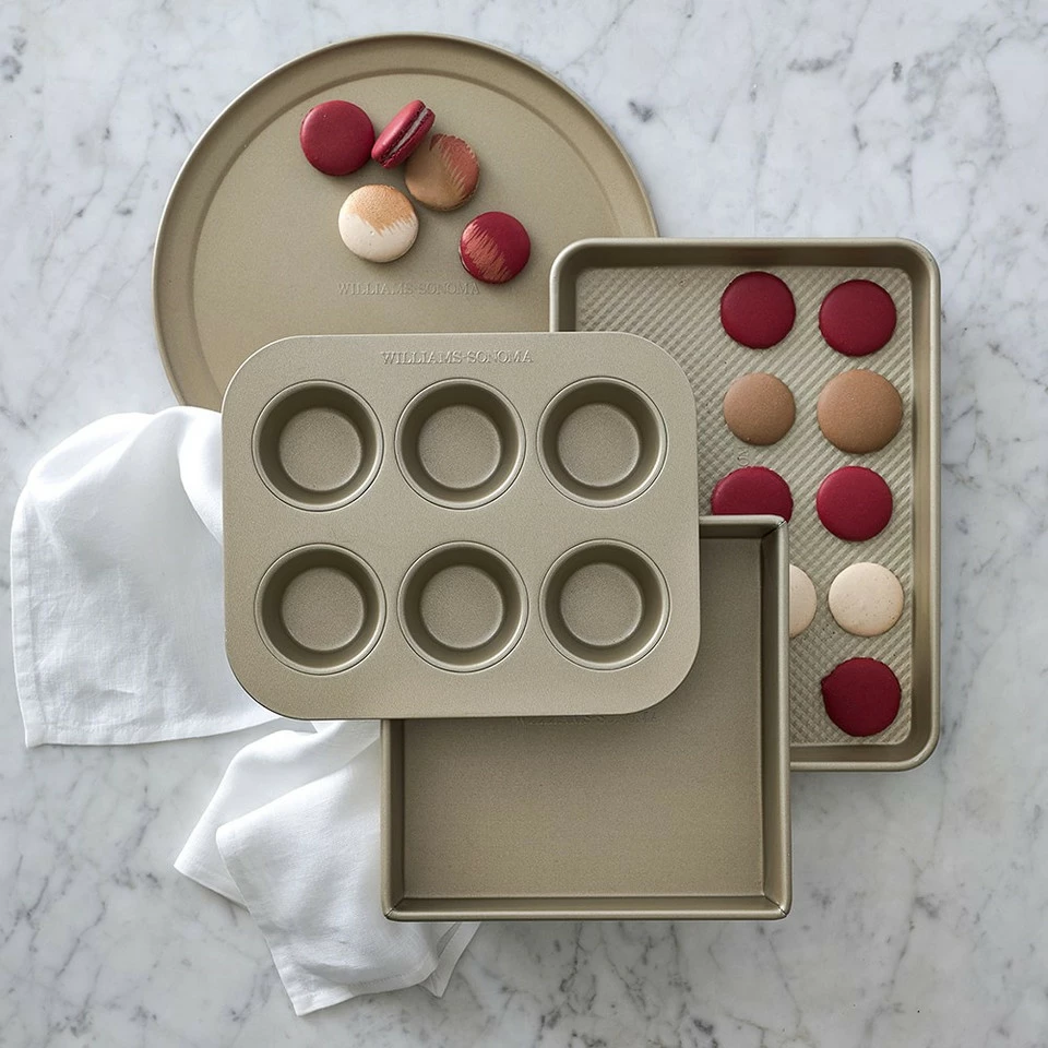 Williams Sonoma Goldtouch® Pro Non-Stick Pizza Pan, 30 cm - Image 2