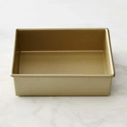 Williams Sonoma Goldtouch® Pro Non-Stick Square Cake Pan